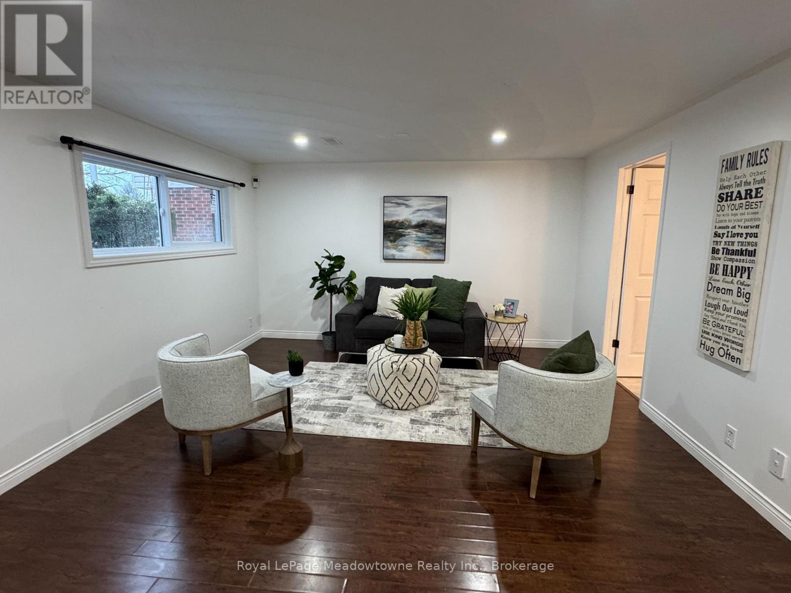 












13 THOMPSON DRIVE

,
Norfolk (Port Dover),




Ontario
N0A1N4

