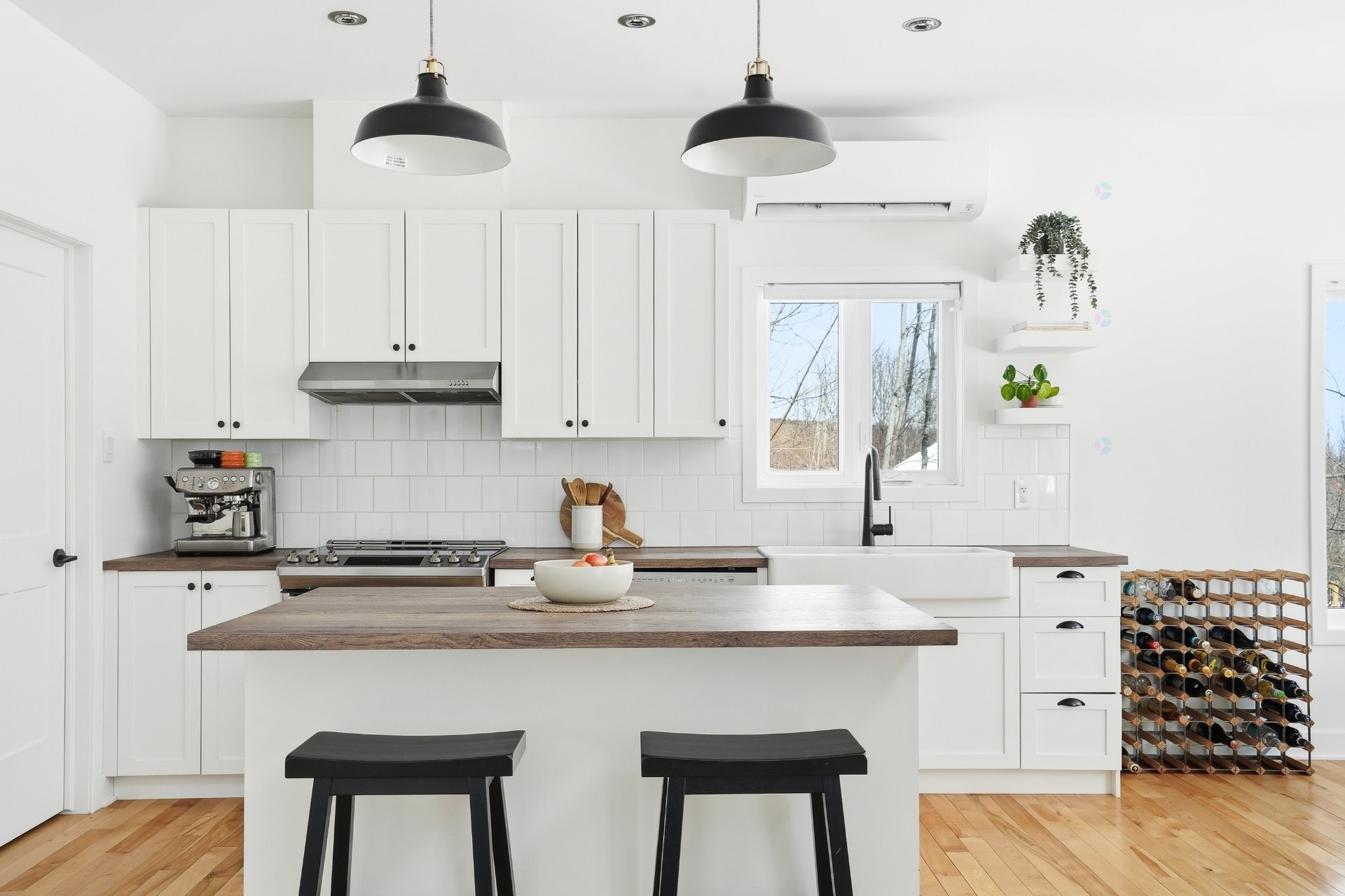 









160


Ch. Picard

,
Shefford,




QC
J2M1J1

