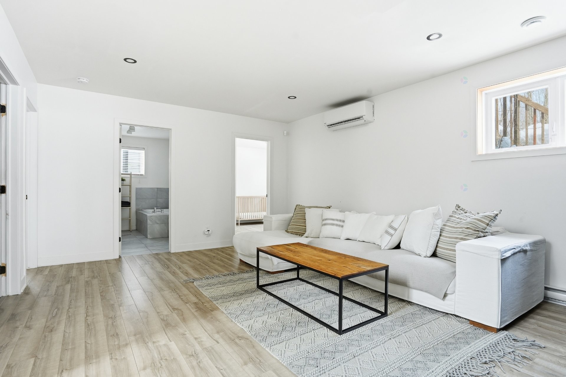 









160


Ch. Picard

,
Shefford,




QC
J2M1J1

