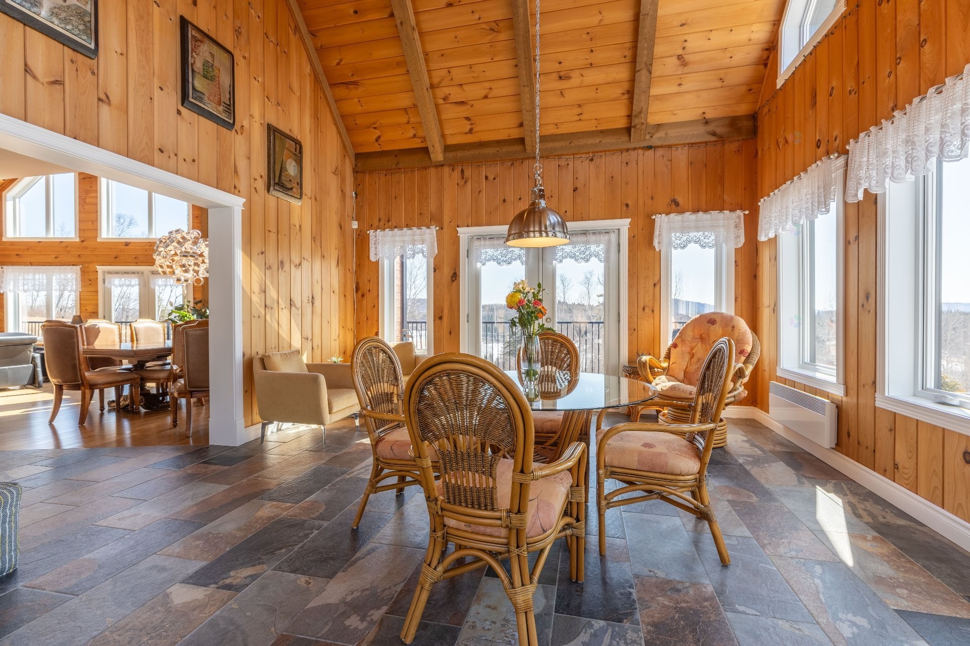









521


Rue Vic

,
Saint-Michel-des-Saints,




QC
J0K3B0

