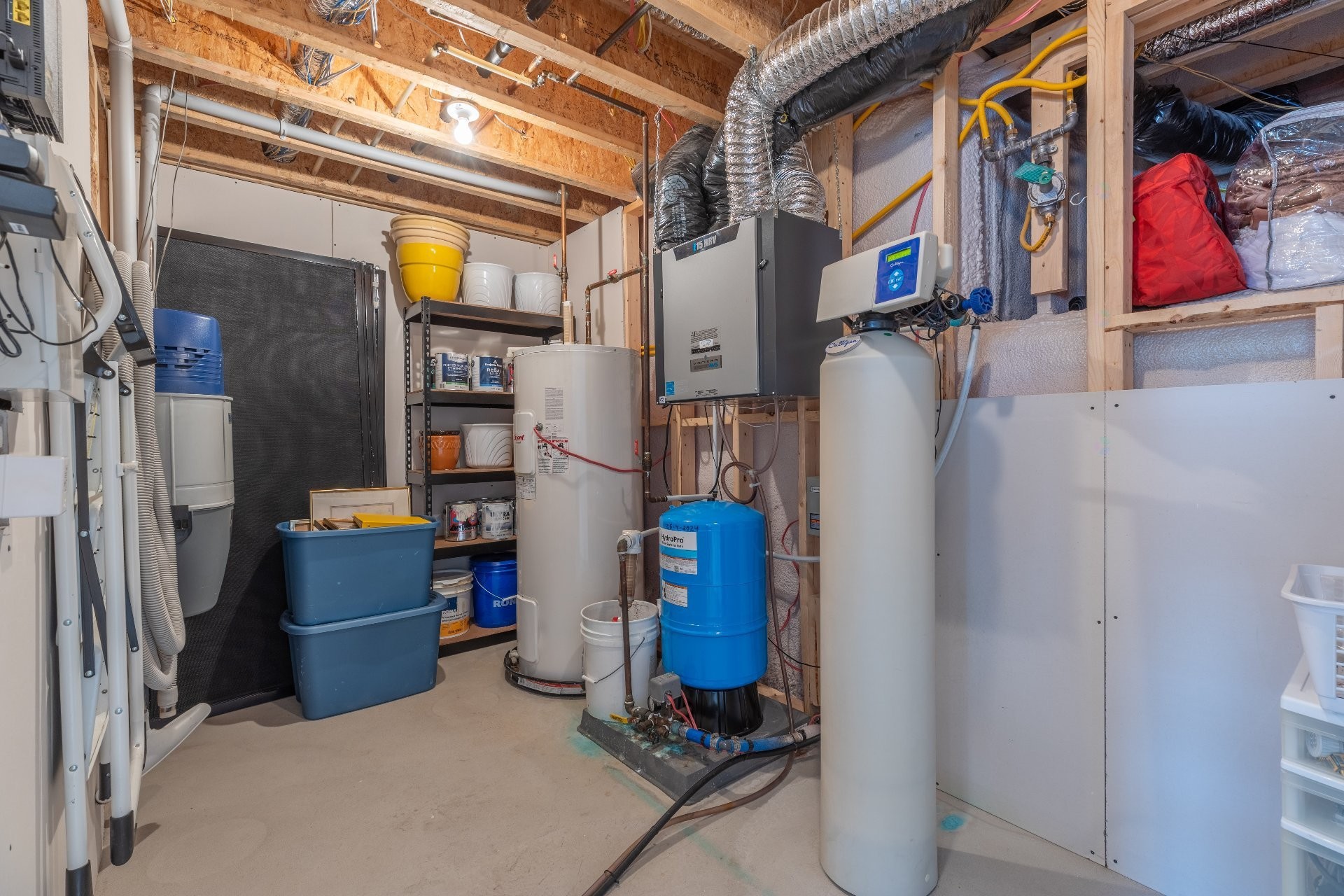 









521


Rue Vic

,
Saint-Michel-des-Saints,




QC
J0K3B0

