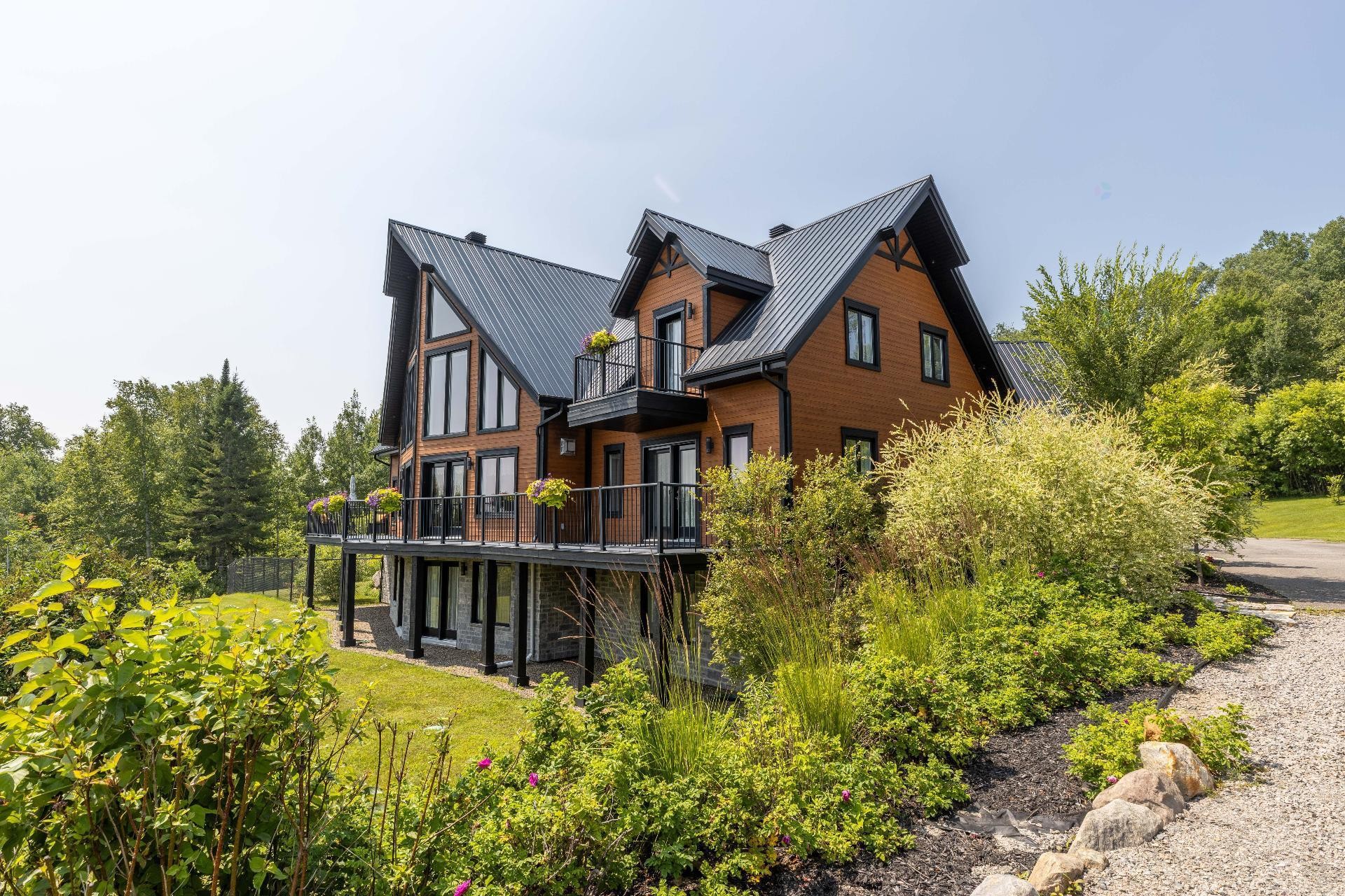 









521


Rue Vic

,
Saint-Michel-des-Saints,




QC
J0K3B0

