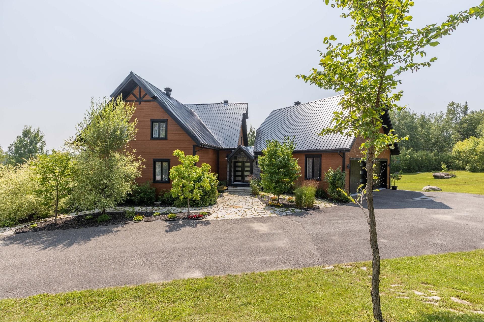 









521


Rue Vic

,
Saint-Michel-des-Saints,




QC
J0K3B0

