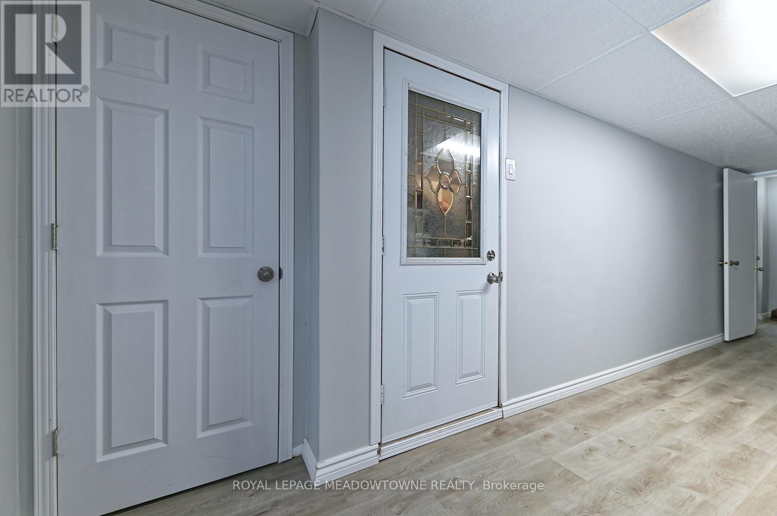 












74 - 80 LYNDEN CIRCLE

,
Halton Hills,




Ontario
L7G4Y8

