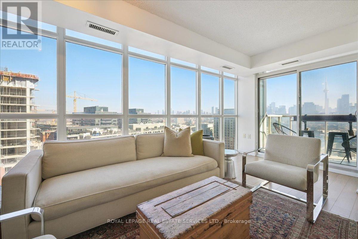 












1502 - 125 WESTERN BATTERY ROAD

,
Toronto,




Ontario
M6K3R8

