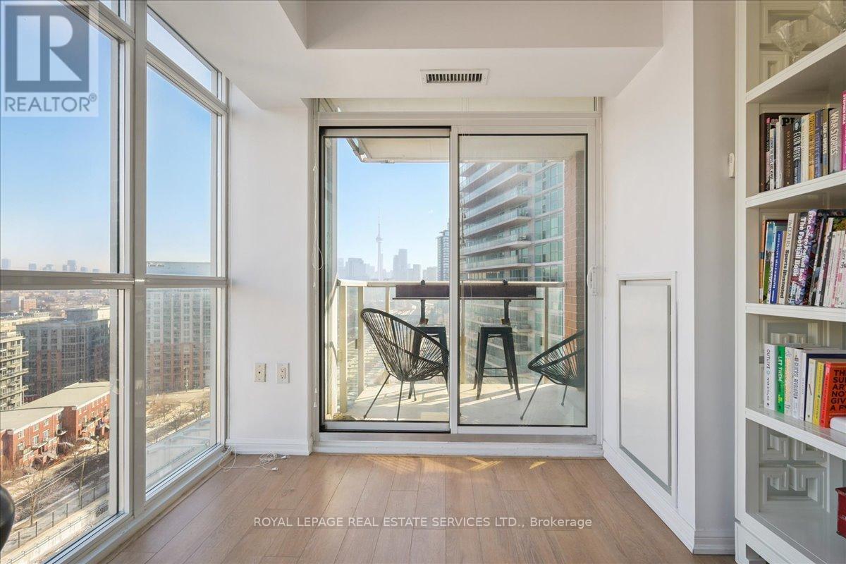 












1502 - 125 WESTERN BATTERY ROAD

,
Toronto,




Ontario
M6K3R8

