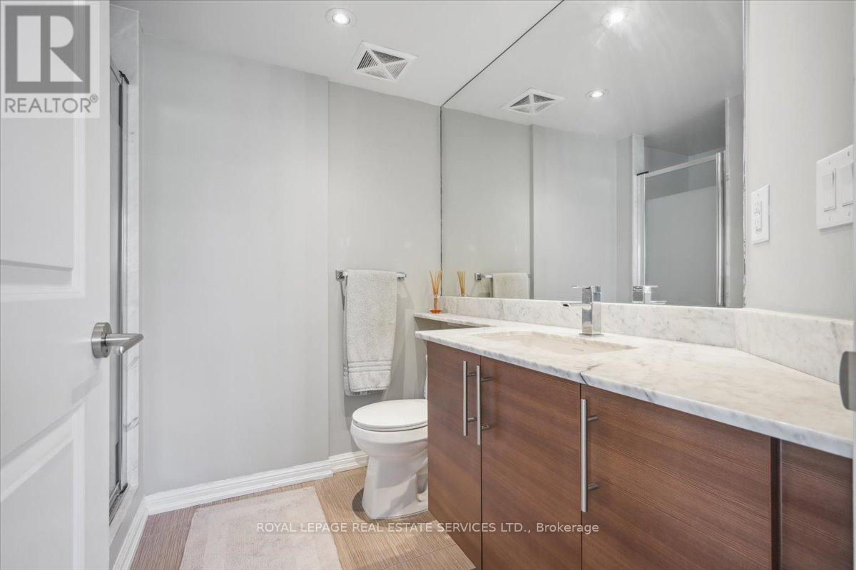 












1502 - 125 WESTERN BATTERY ROAD

,
Toronto,




Ontario
M6K3R8

