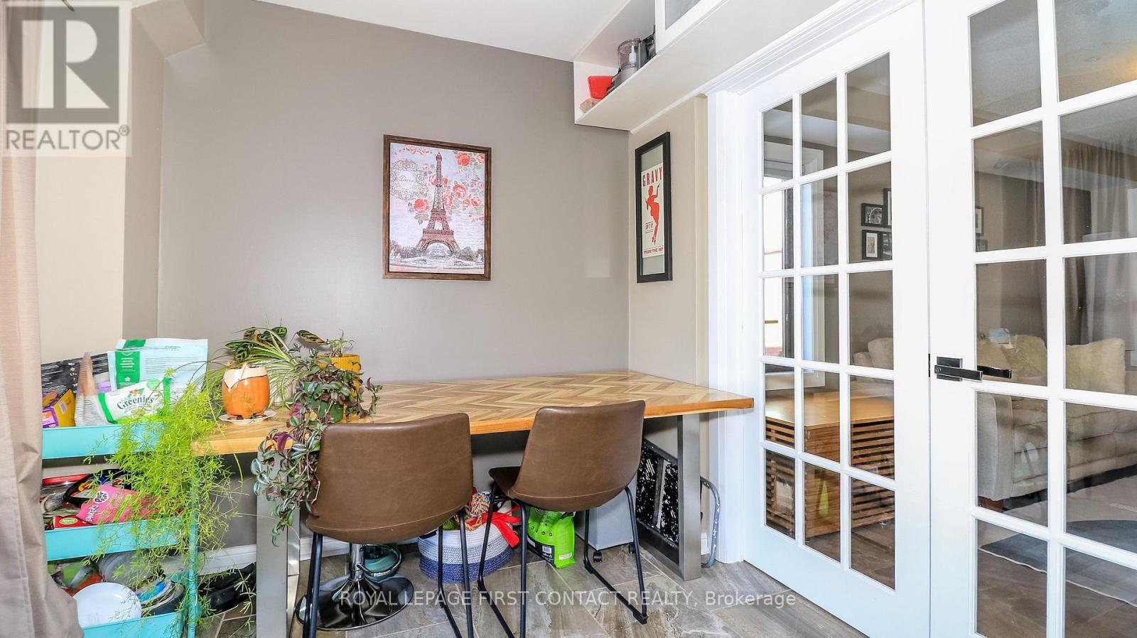 












34 RIDWELL STREET

,
Barrie,




Ontario
L4N0W7

