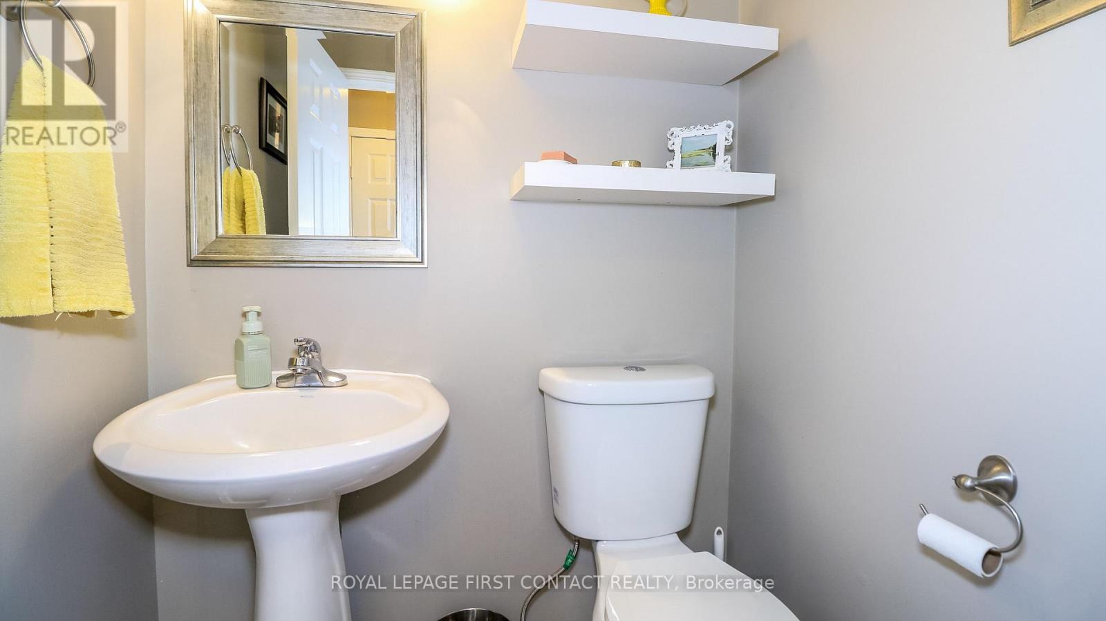 












34 RIDWELL STREET

,
Barrie,




Ontario
L4N0W7

