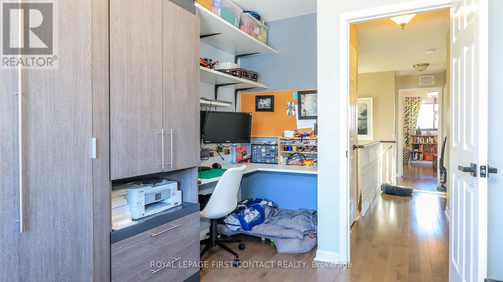 












34 RIDWELL STREET

,
Barrie,




Ontario
L4N0W7

