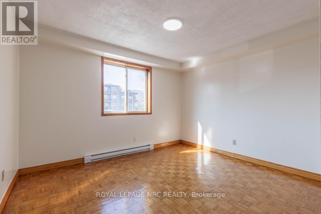 












UNIT 202 - 14 JOHN STREET

,
Grimsby,




Ontario
L3M1X5

