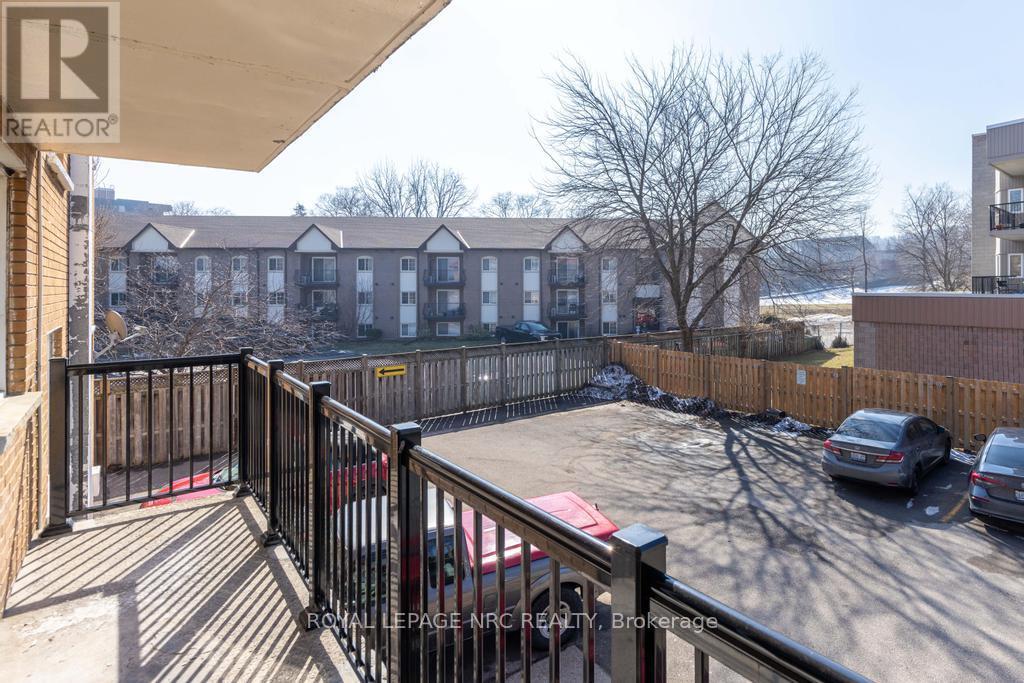 












UNIT 202 - 14 JOHN STREET

,
Grimsby,




Ontario
L3M1X5

