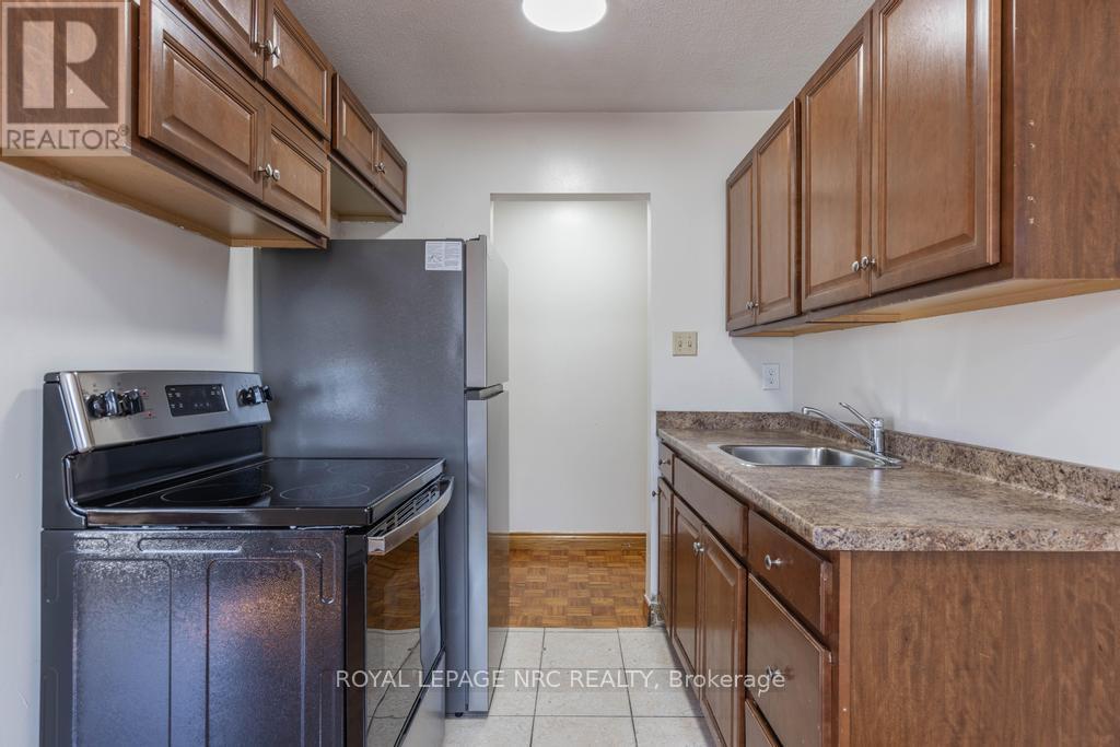 












UNIT 202 - 14 JOHN STREET

,
Grimsby,




Ontario
L3M1X5

