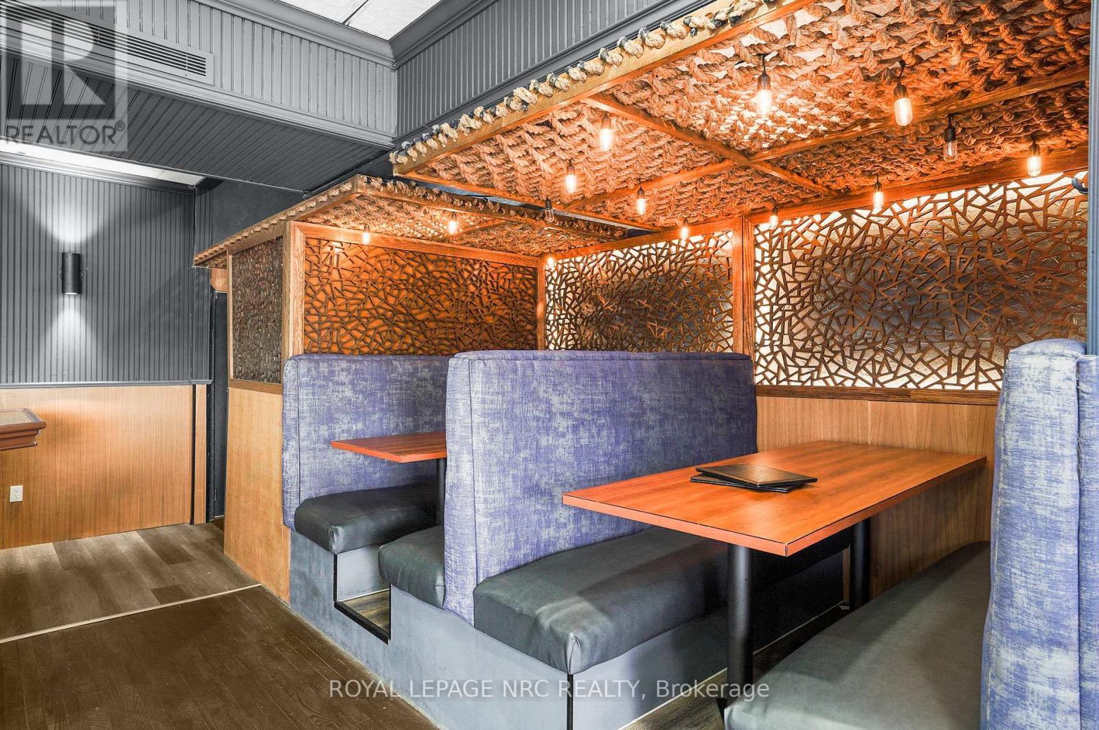 












312 LAKE STREET

,
St. Catharines (Lakeport),




Ontario
L2N4H4

