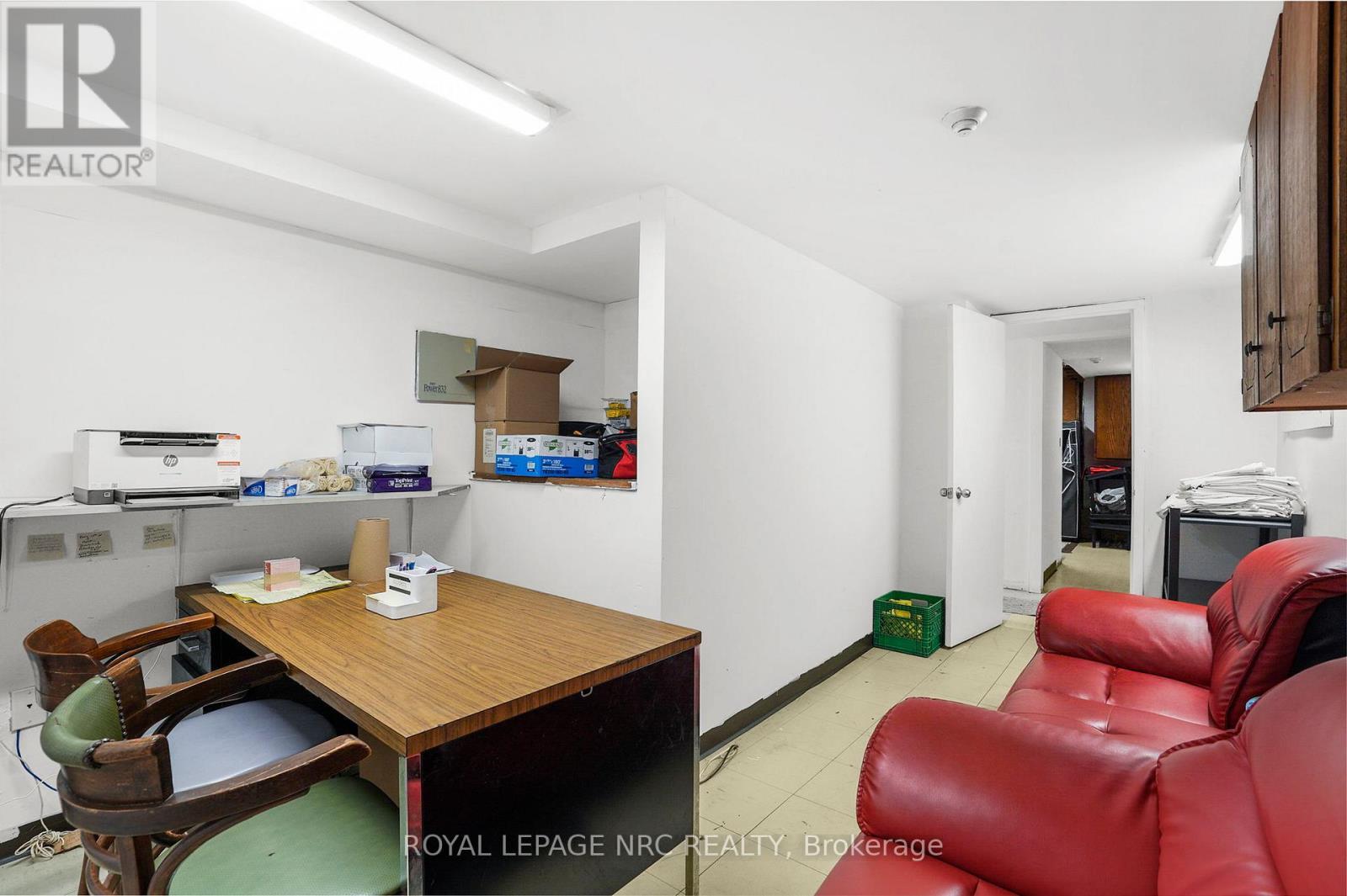 












312 LAKE STREET

,
St. Catharines (Lakeport),




Ontario
L2N4H4

