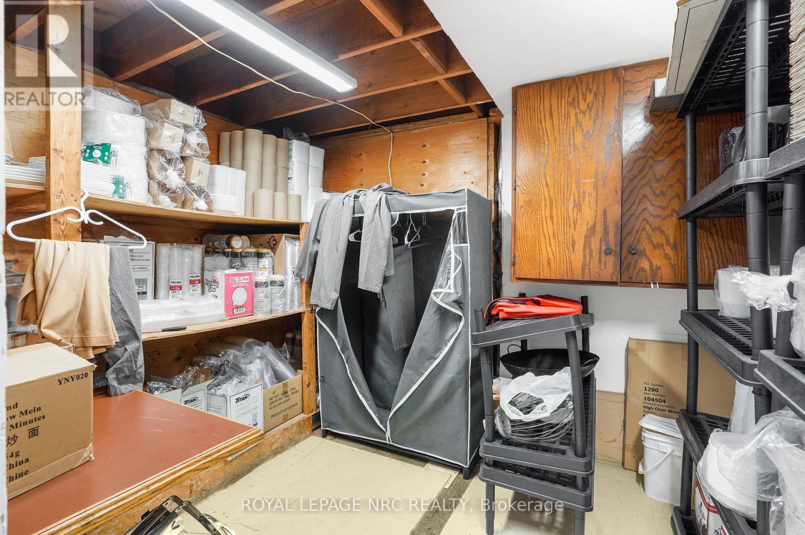 












312 LAKE STREET

,
St. Catharines (Lakeport),




Ontario
L2N4H4

