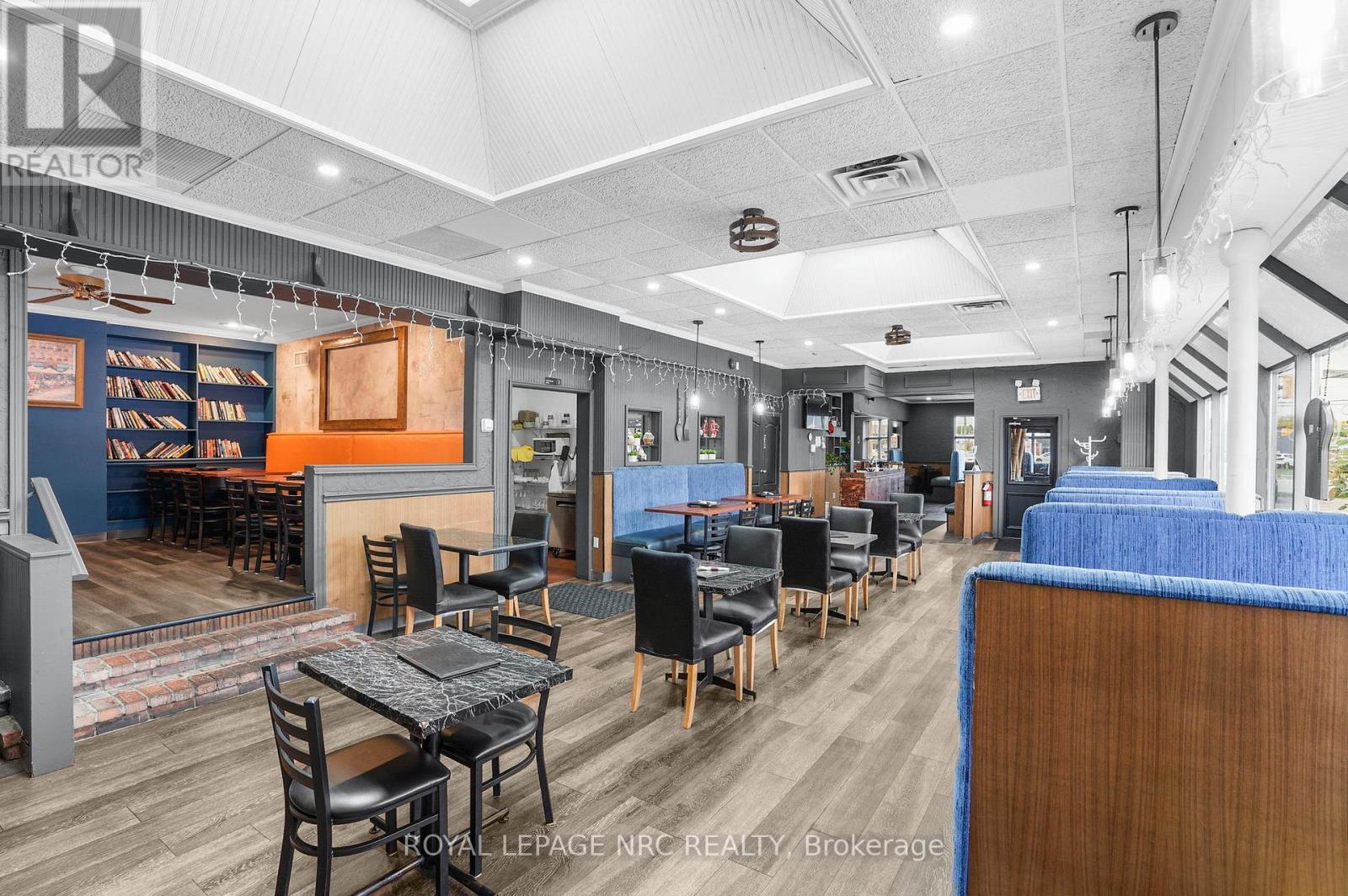 












312 LAKE STREET

,
St. Catharines (Lakeport),




Ontario
L2N4H4

