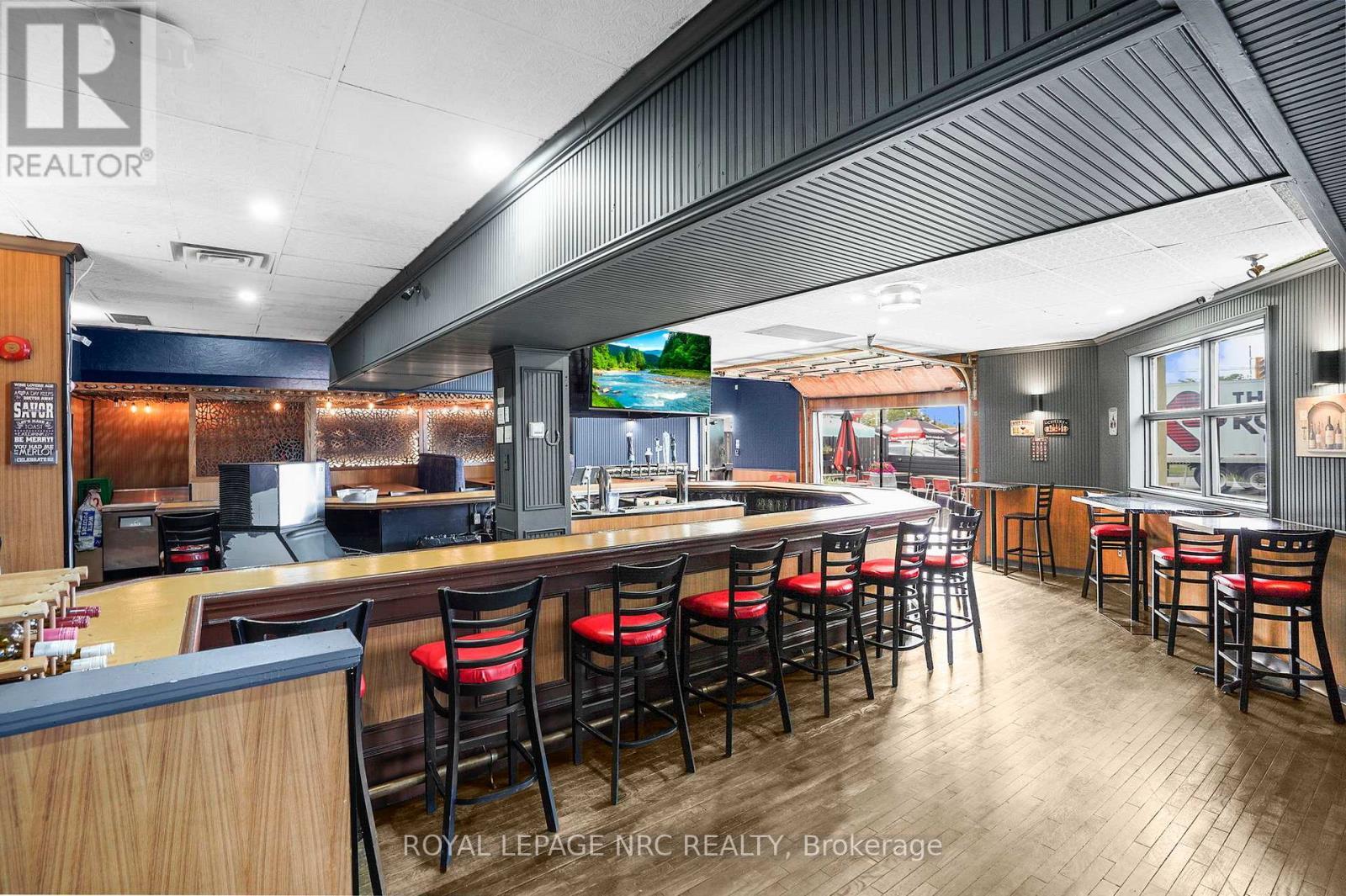 












312 LAKE STREET

,
St. Catharines (Lakeport),




Ontario
L2N4H4

