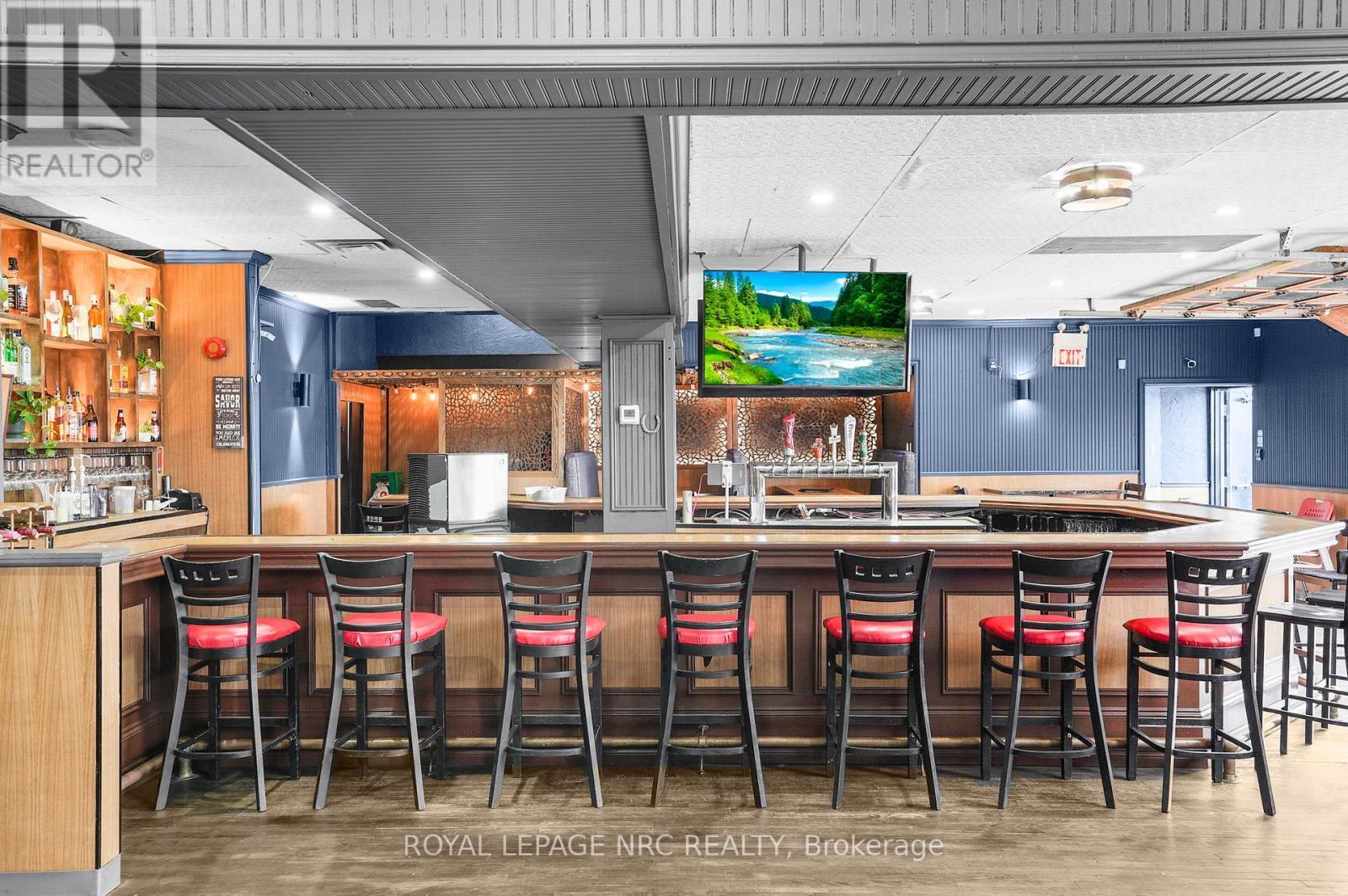 












312 LAKE STREET

,
St. Catharines (Lakeport),




Ontario
L2N4H4

