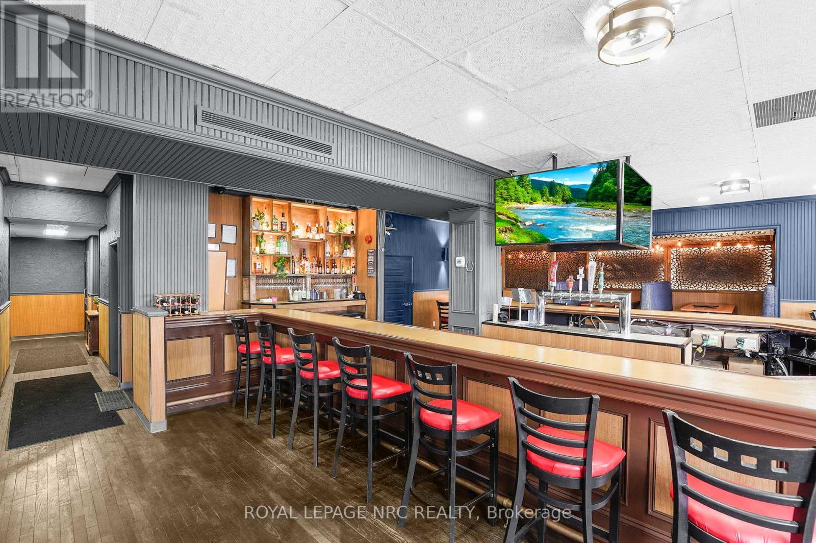 












312 LAKE STREET

,
St. Catharines (Lakeport),




Ontario
L2N4H4

