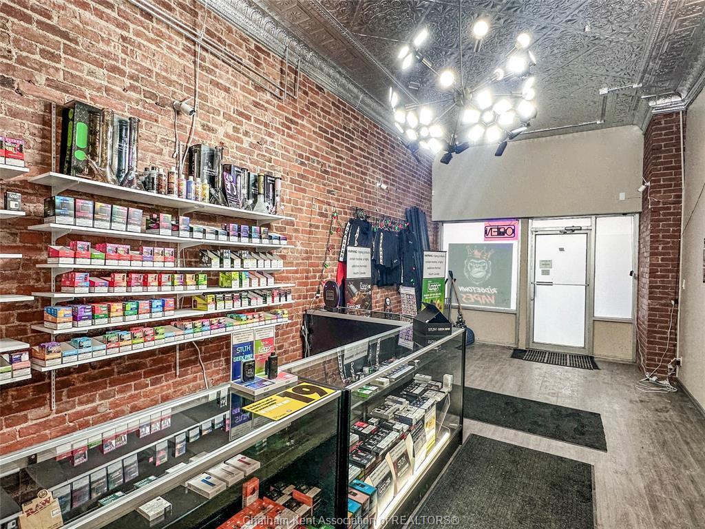 









35


Main

Street West,
Ridgetown,




ON
N0P 1C0

