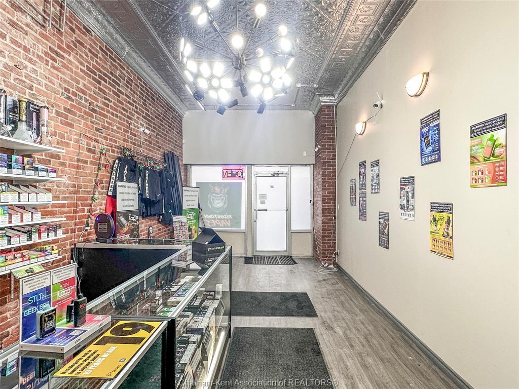 









35


Main

Street West,
Ridgetown,




ON
N0P 1C0

