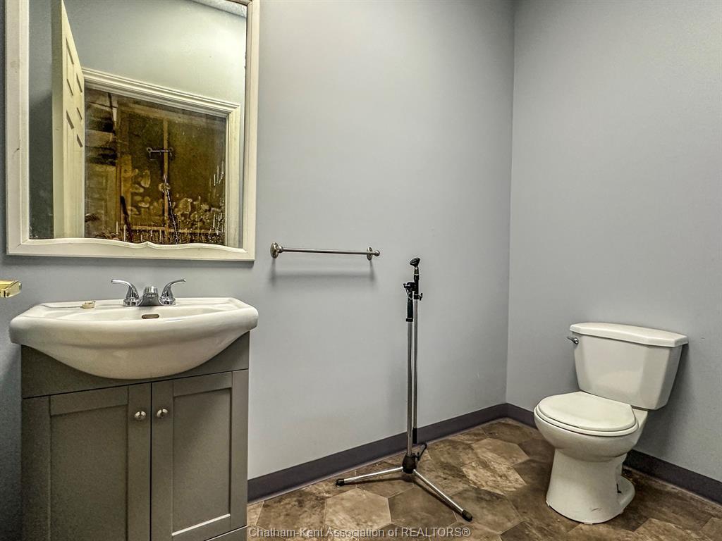 









35


Main

Street West,
Ridgetown,




ON
N0P 1C0

