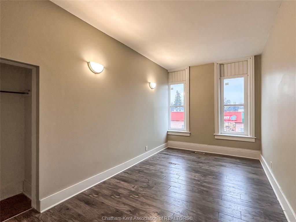 









35


Main

Street West,
Ridgetown,




ON
N0P 1C0

