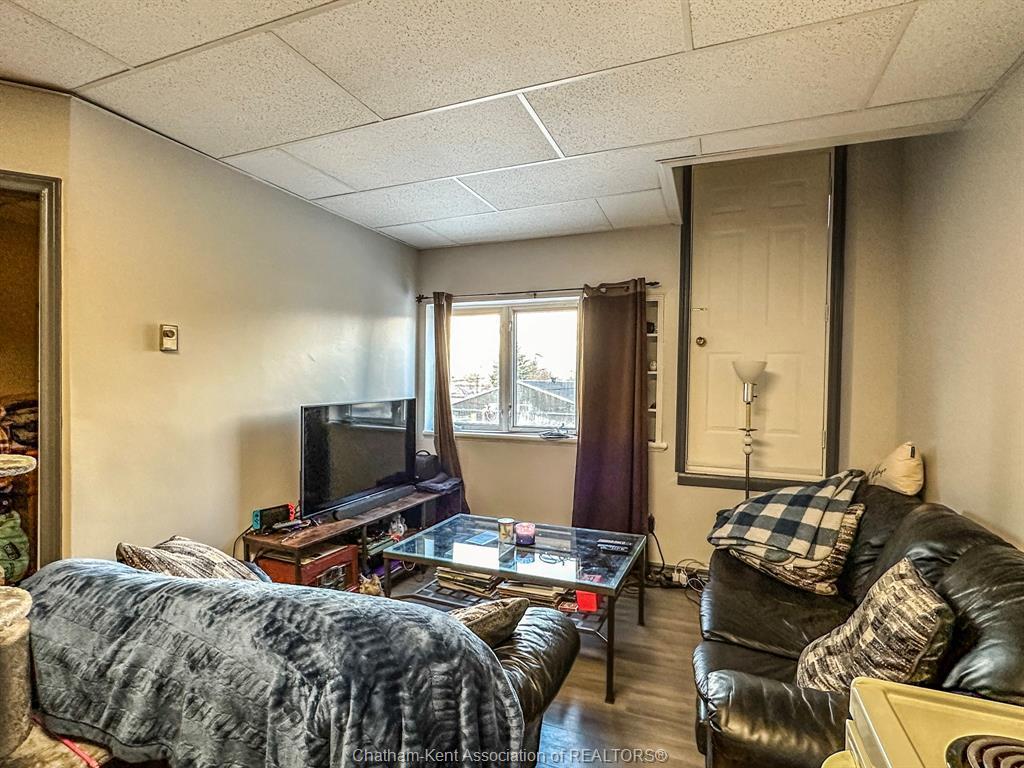 









35


Main

Street West,
Ridgetown,




ON
N0P 1C0

