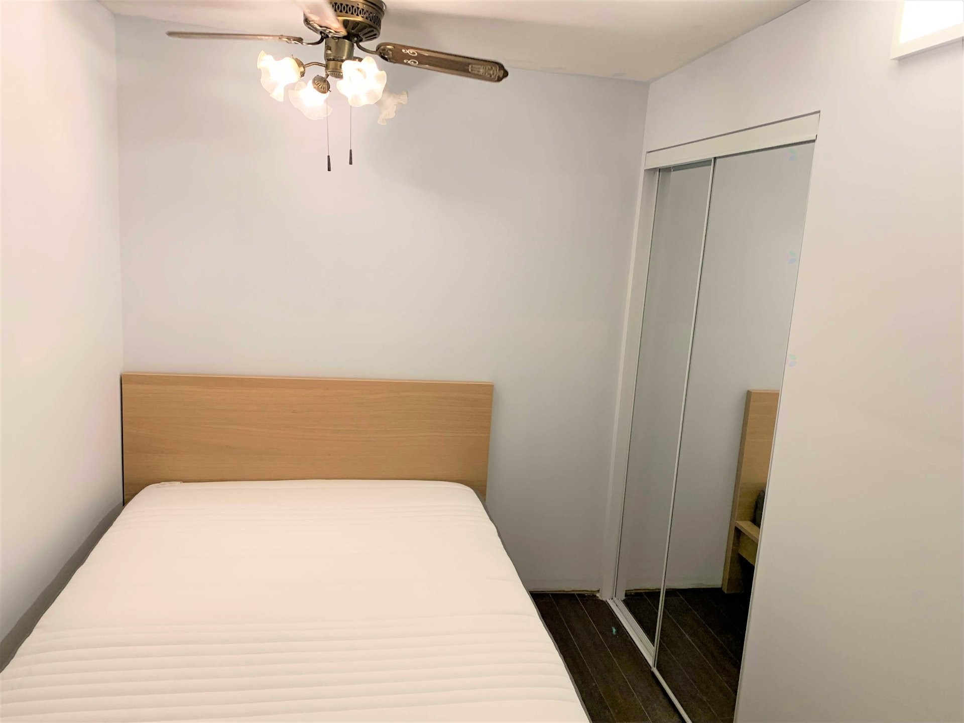 









288


Rue Champlain

,
Gatineau (Hull),




QC
J8X3S2

