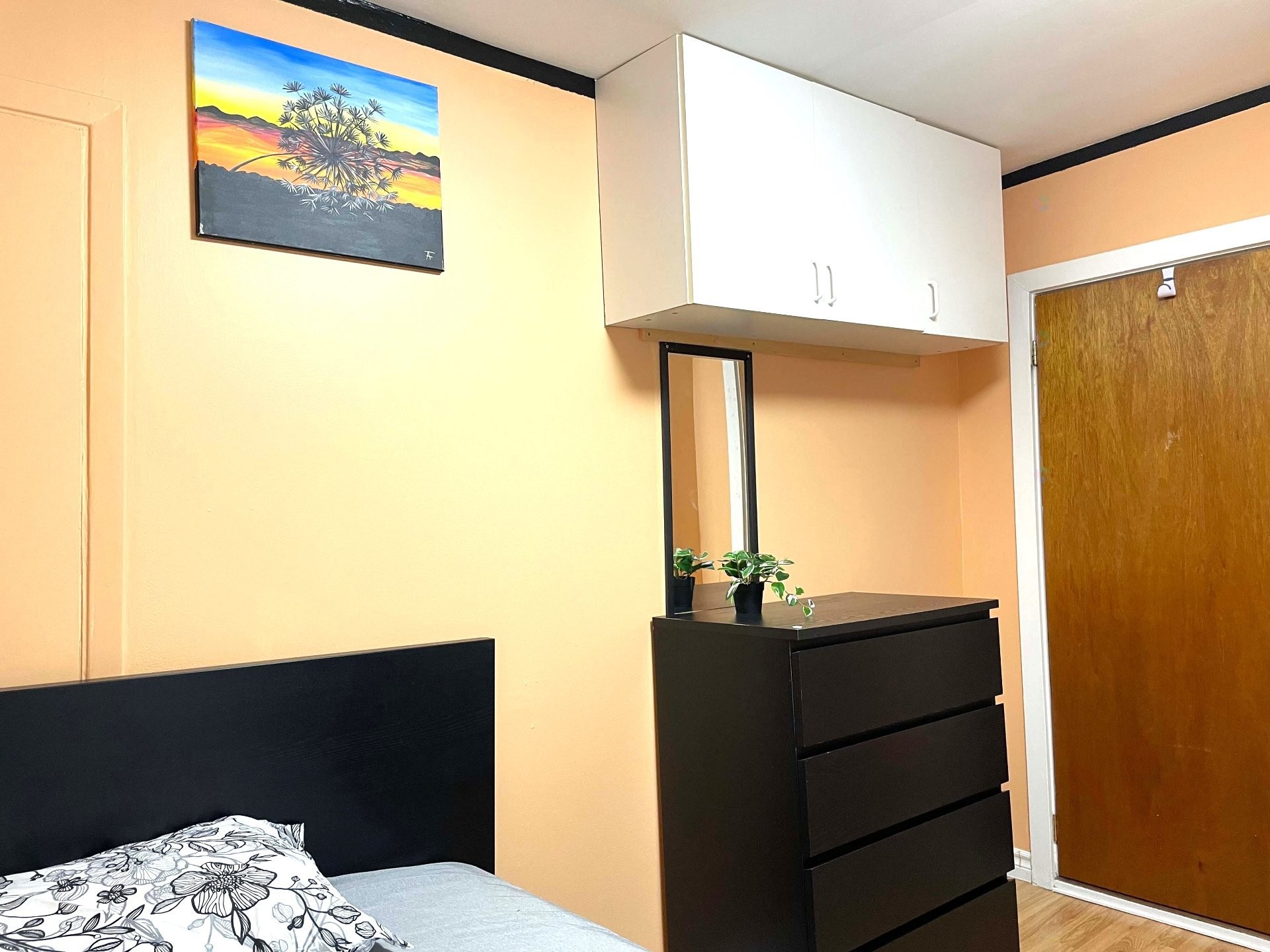 









288


Rue Champlain

,
Gatineau (Hull),




QC
J8X3S2

