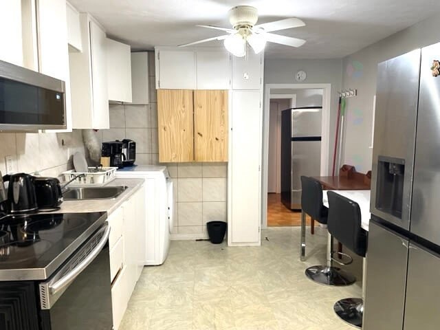 









288


Rue Champlain

,
Gatineau (Hull),




QC
J8X3S2

