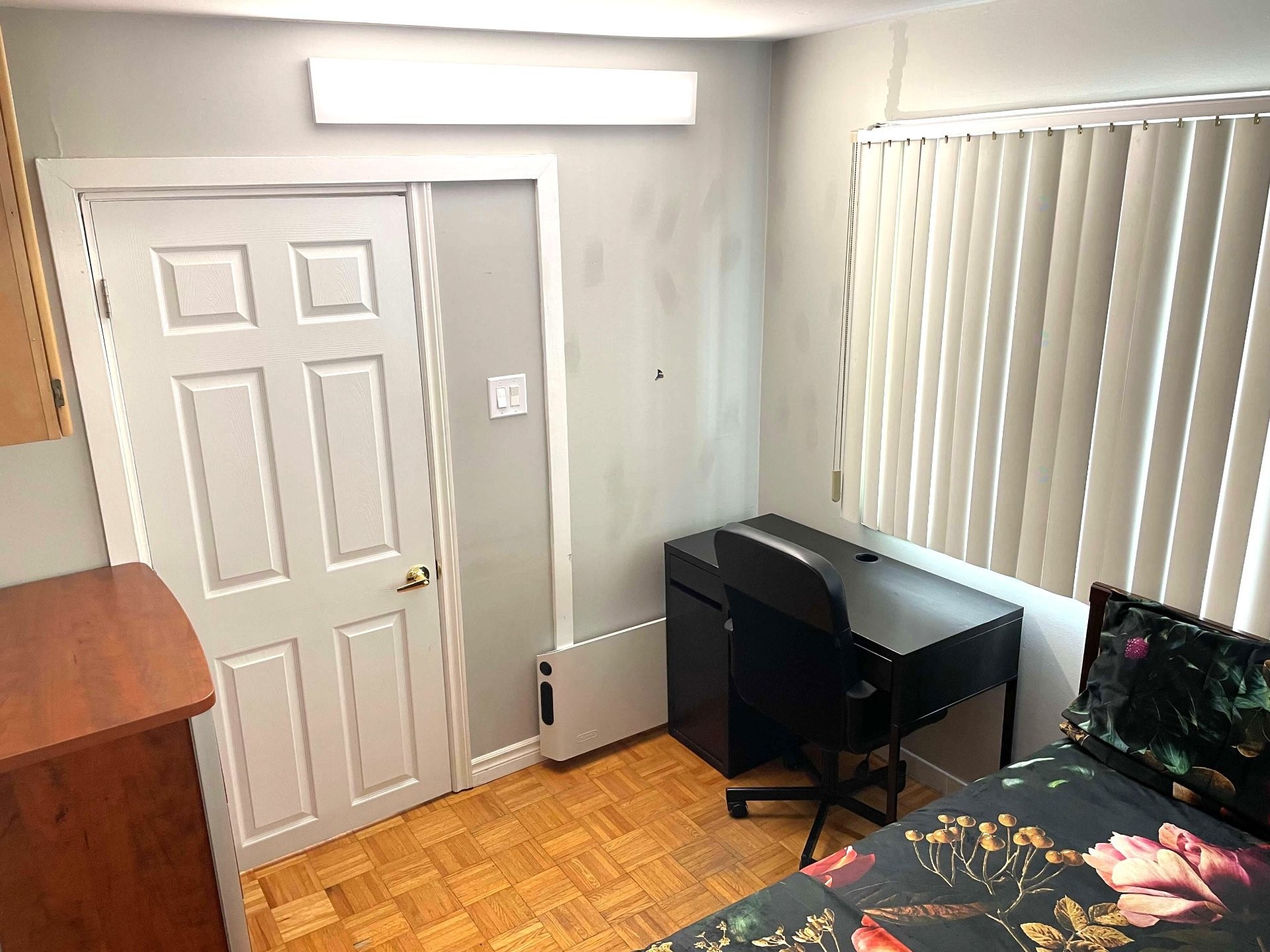 









288


Rue Champlain

,
Gatineau (Hull),




QC
J8X3S2

