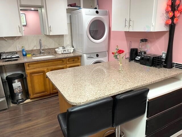 









288


Rue Champlain

,
Gatineau (Hull),




QC
J8X3S2

