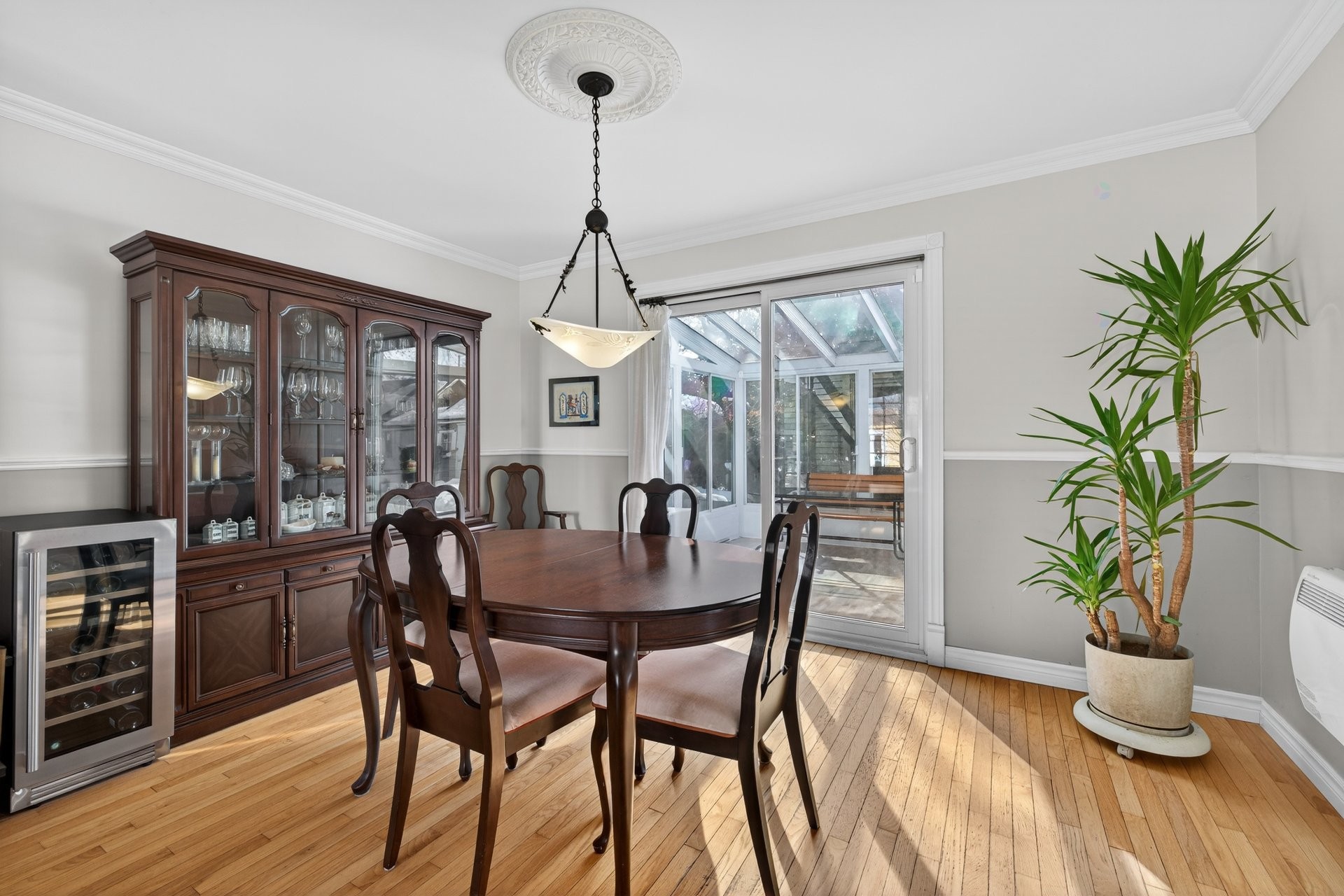 









6


Rue De Montbrun

,
Boucherville,




QC
J4B4T7

