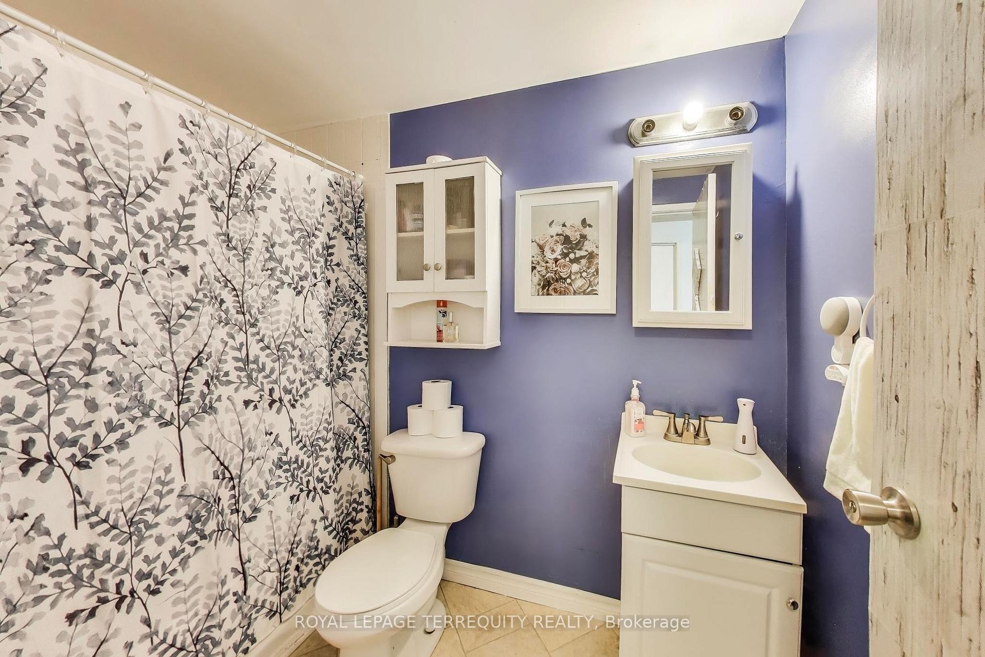 









1100


Oxford

Street, 88,
Oshawa,




ON
L1J 6G4

