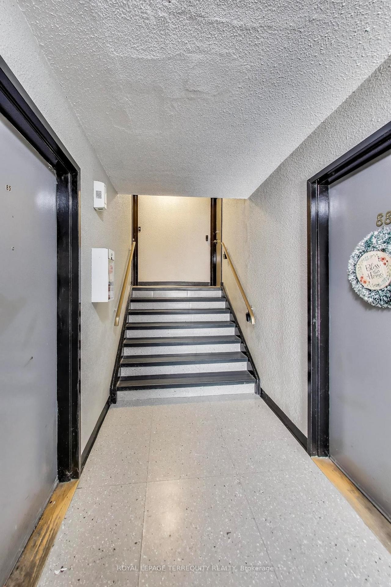 









1100


Oxford

Street, 88,
Oshawa,




ON
L1J 6G4

