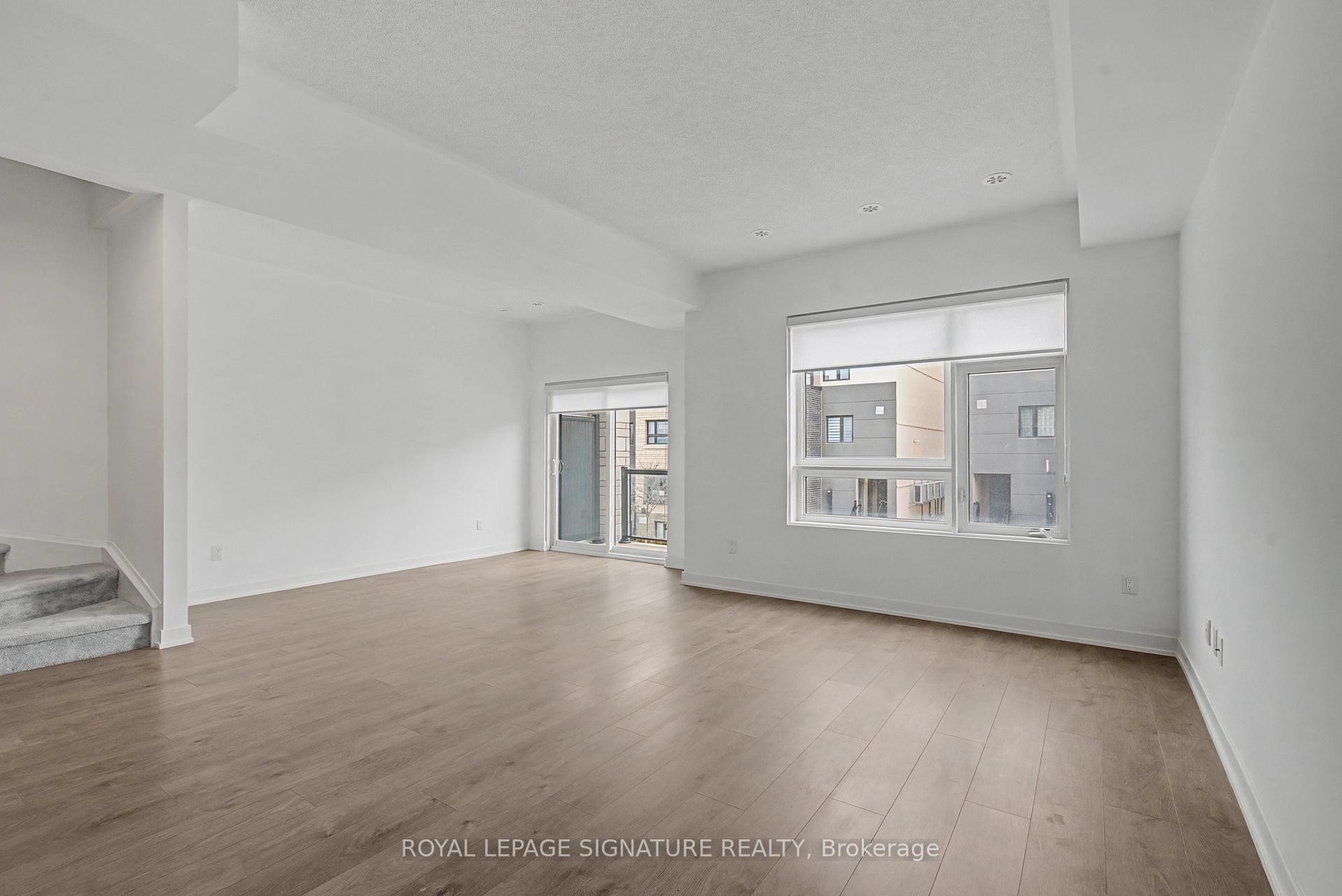 









1121


Cooke

Boulevard, 3,
Burlington,




ON
L7T 0C4

