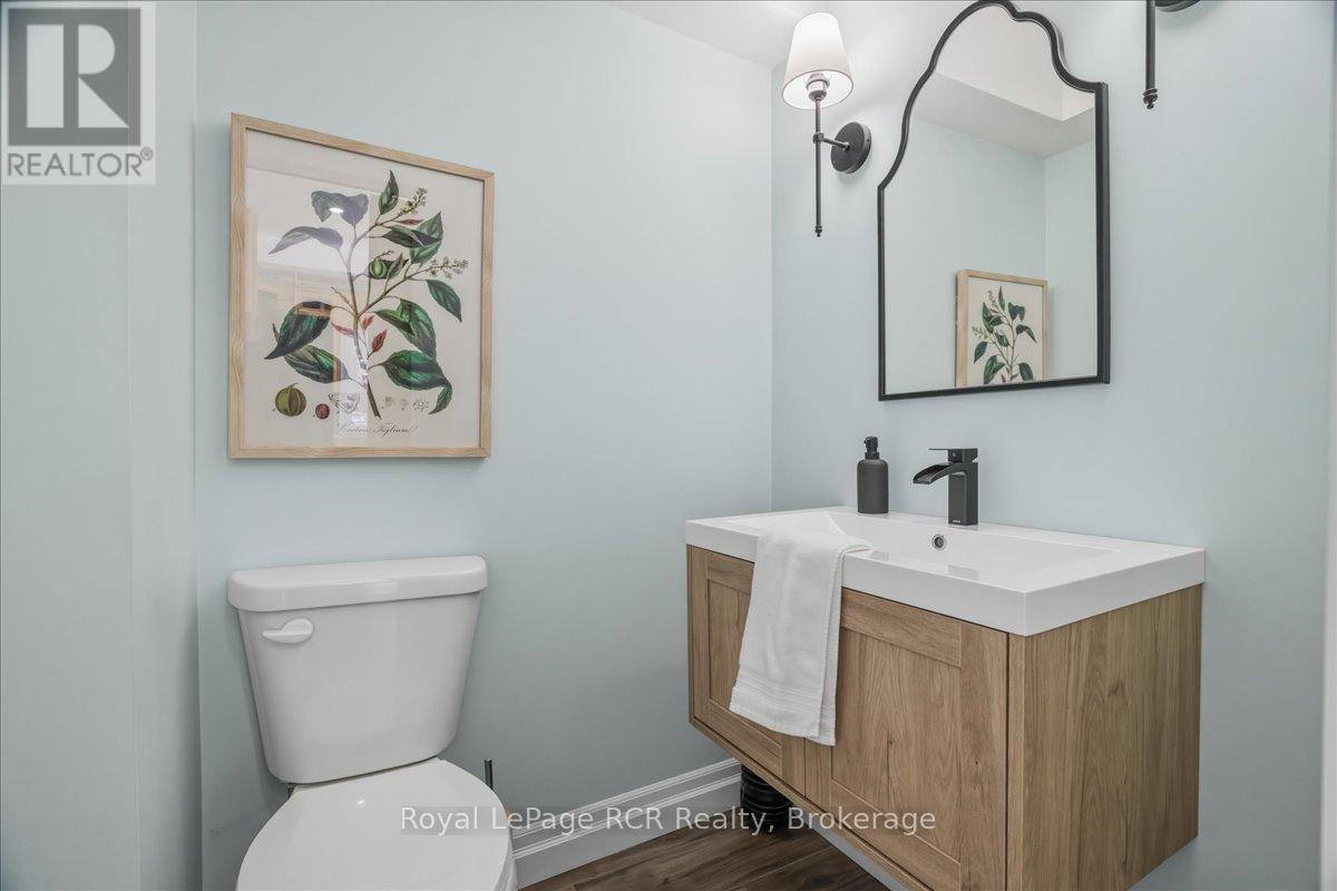 












392010 GREY ROAD 109

,
Southgate,




Ontario
N0G2A0

