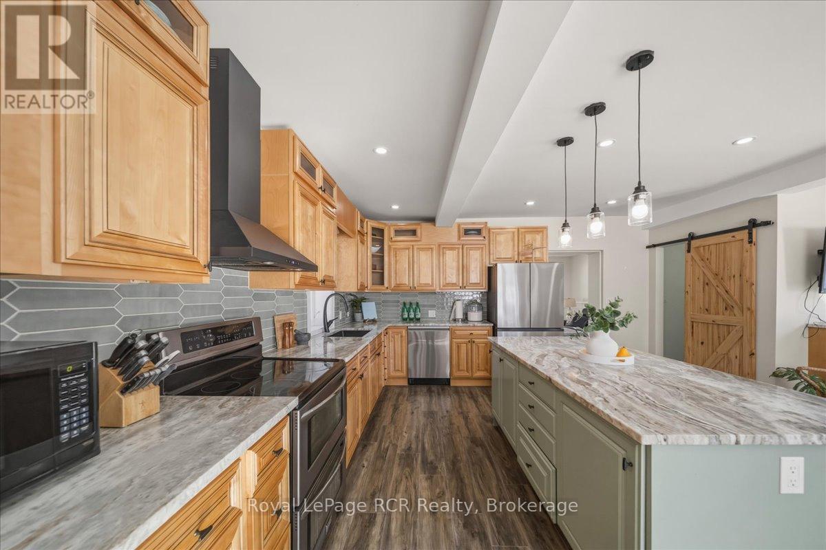 












392010 GREY ROAD 109

,
Southgate,




Ontario
N0G2A0

