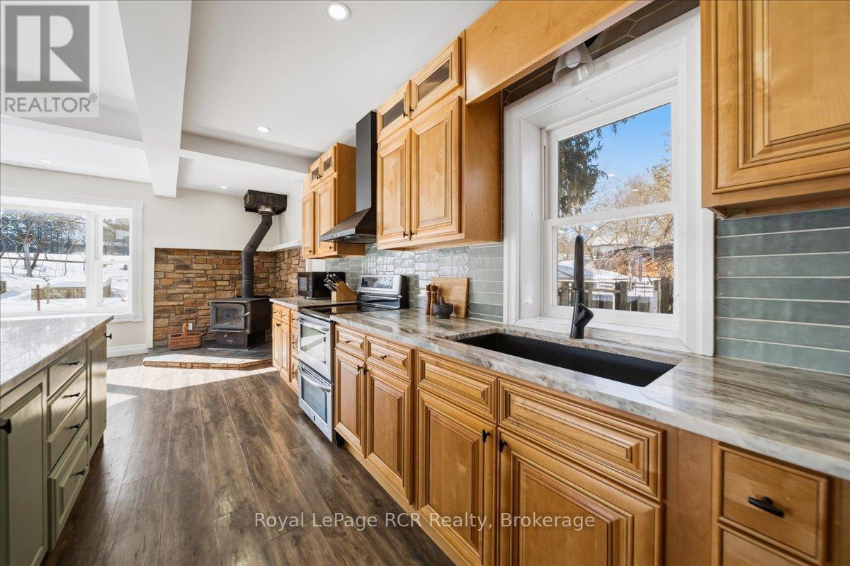 












392010 GREY ROAD 109

,
Southgate,




Ontario
N0G2A0

