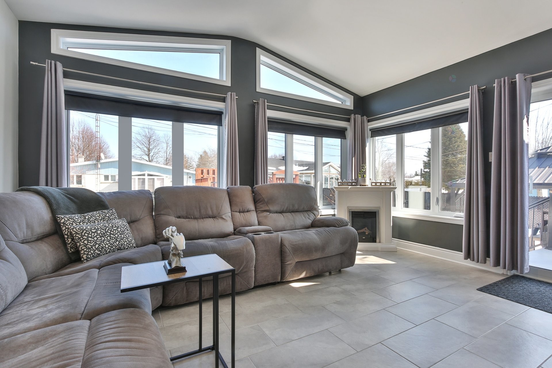 









495


Rue de Versailles

,
Saint-Jean-sur-Richelieu,




QC
J3B4H2

