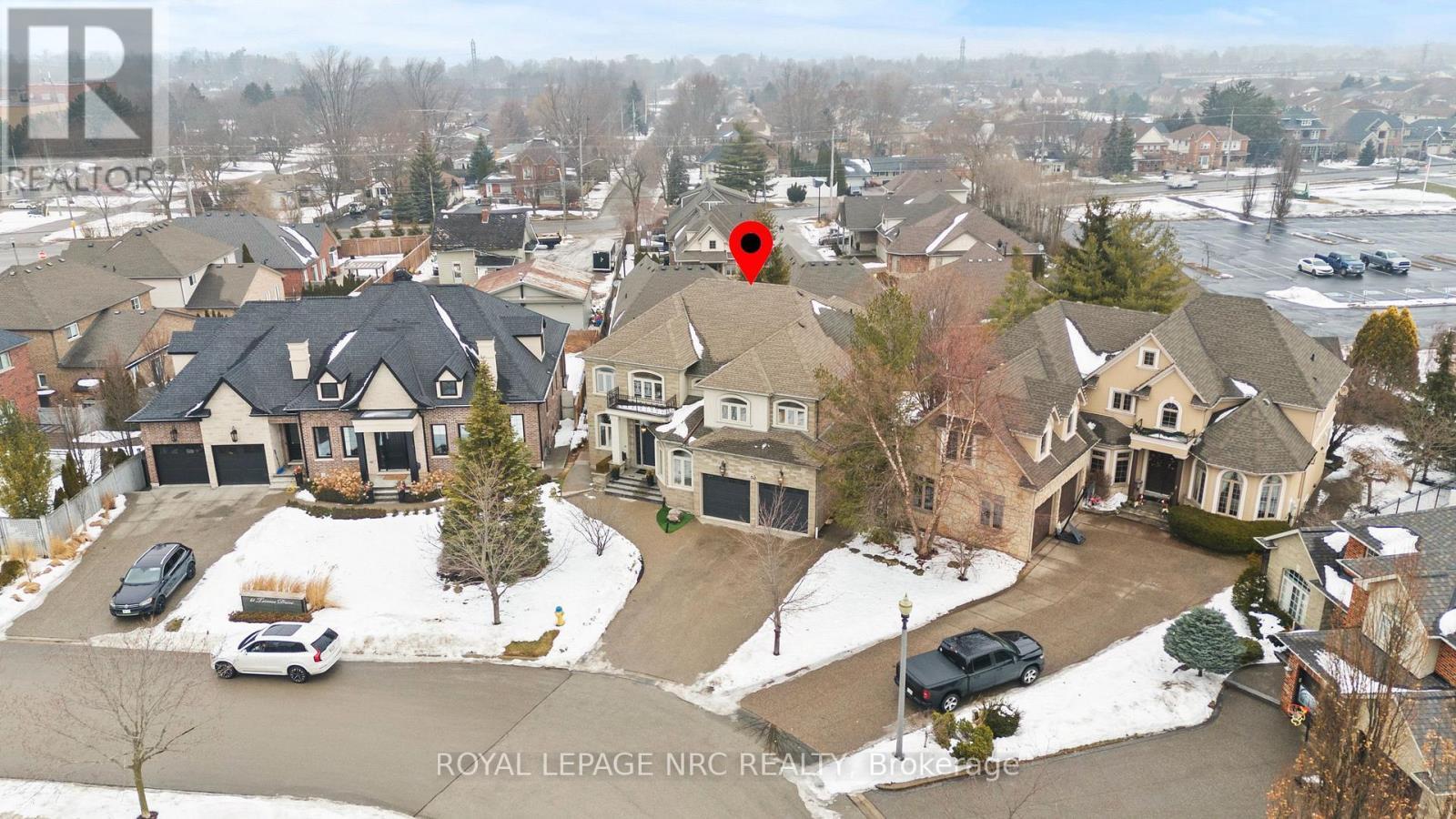 












63 TERRACE DRIVE

,
Grimsby (Grimsby East),




Ontario
L3M1B6

