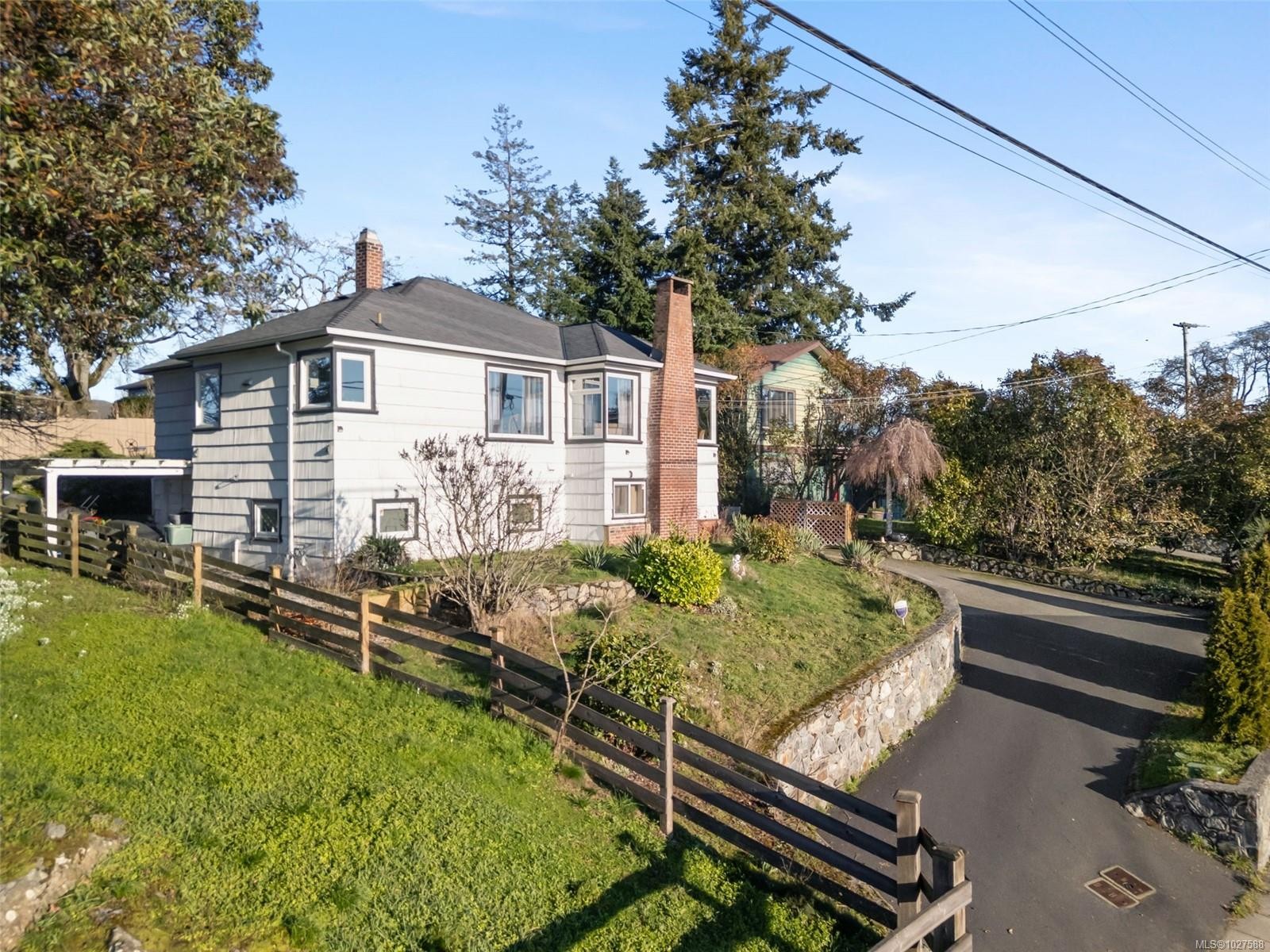 









730


Burnside

Rd West,
Saanich,




BC
V8Z 1N1

