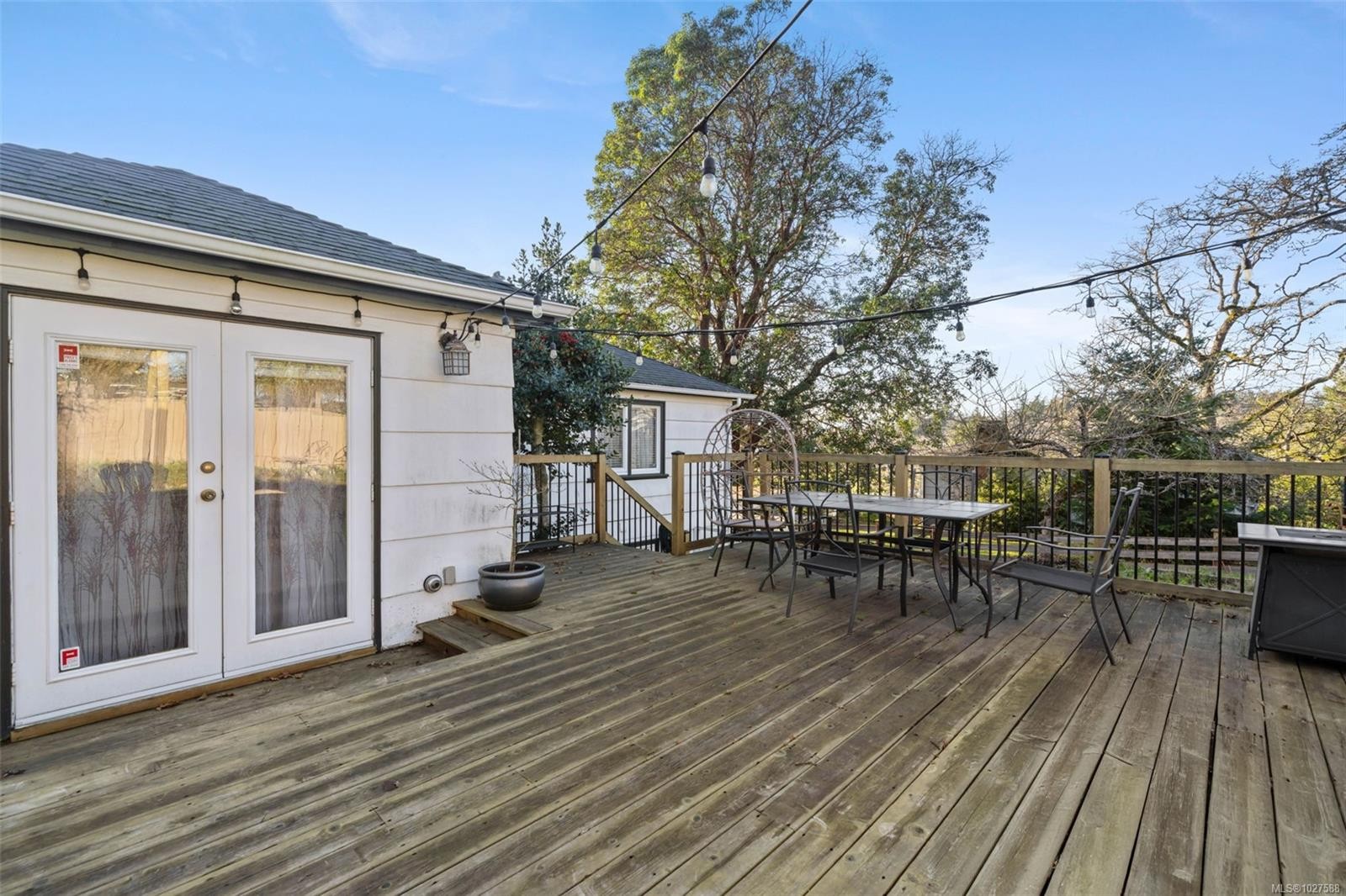 









730


Burnside

Rd West,
Saanich,




BC
V8Z 1N1

