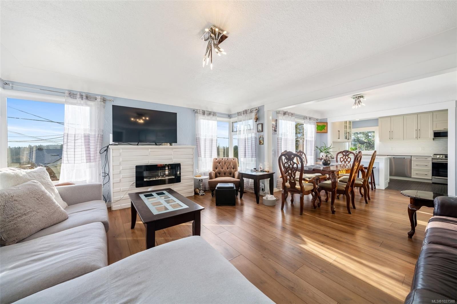 









730


Burnside

Rd West,
Saanich,




BC
V8Z 1N1

