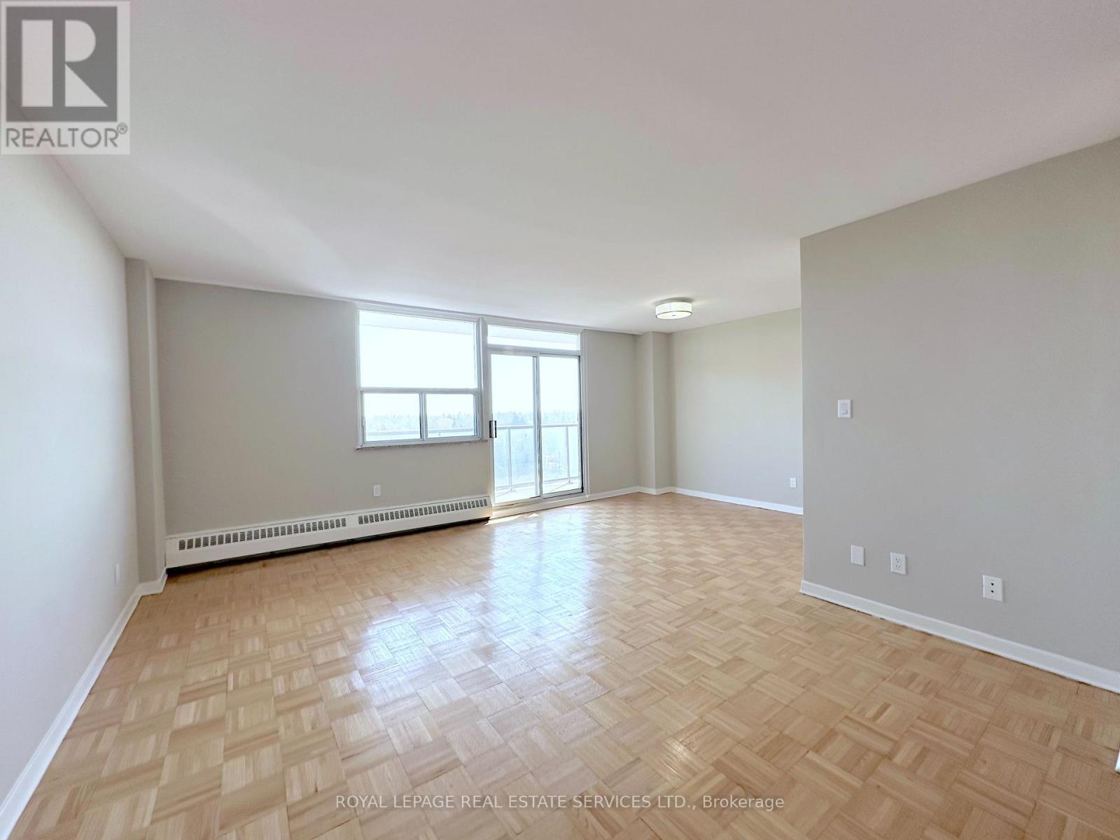 












1008 - 26 CARLUKE CRESCENT

,
Toronto,




Ontario
M2L2J2

