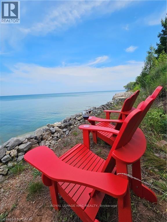 












46 LAKESIDE Drive Unit# Upper

,
Grimsby,




Ontario
L3M2L2

