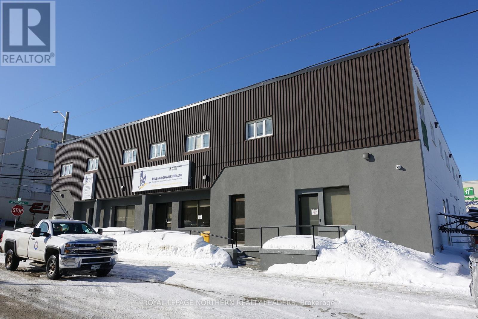 












11 ELM STREET N

,
Timmins (TNE - Central),




Ontario
P4N6A3

