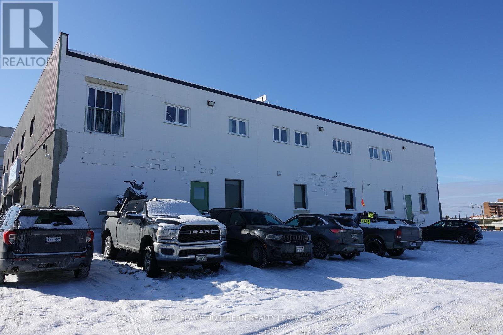 












11 ELM STREET N

,
Timmins (TNE - Central),




Ontario
P4N6A3

